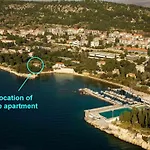 Daire Beachfront Milan, With Balcony Split