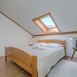 Daire Beachfront Milan, With Balcony *
