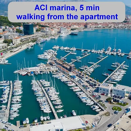 Apartman Beachfront Milan, With Balcony Split