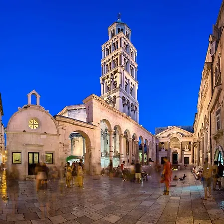 公寓 Beachfront Milan, With Balcony 斯普利特